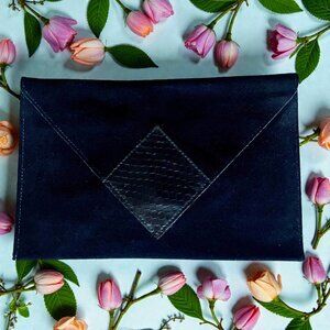 Chic Vintage Minimalist Black Suede Clutch